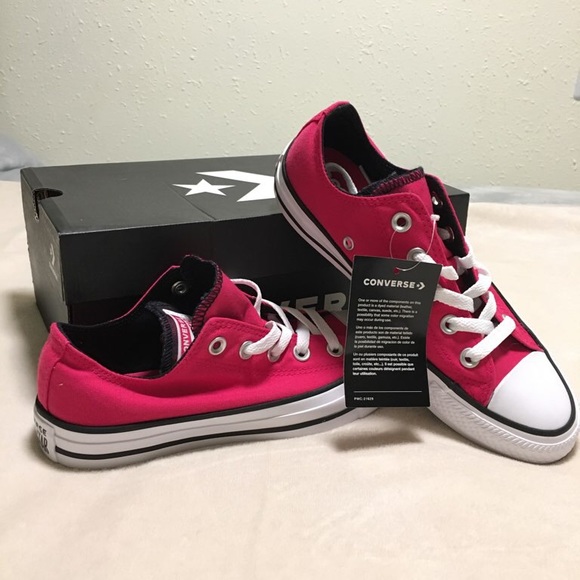 Converse Shoes - BRAND NEW Hot Pink Converse 💕